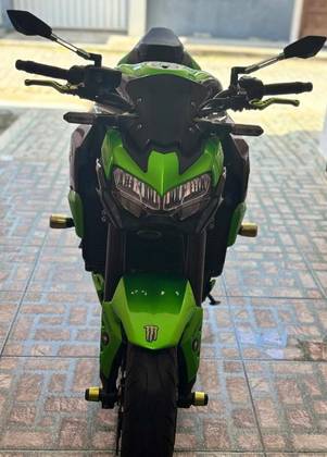KAWASAKI Z900 KAWASAKI Z900